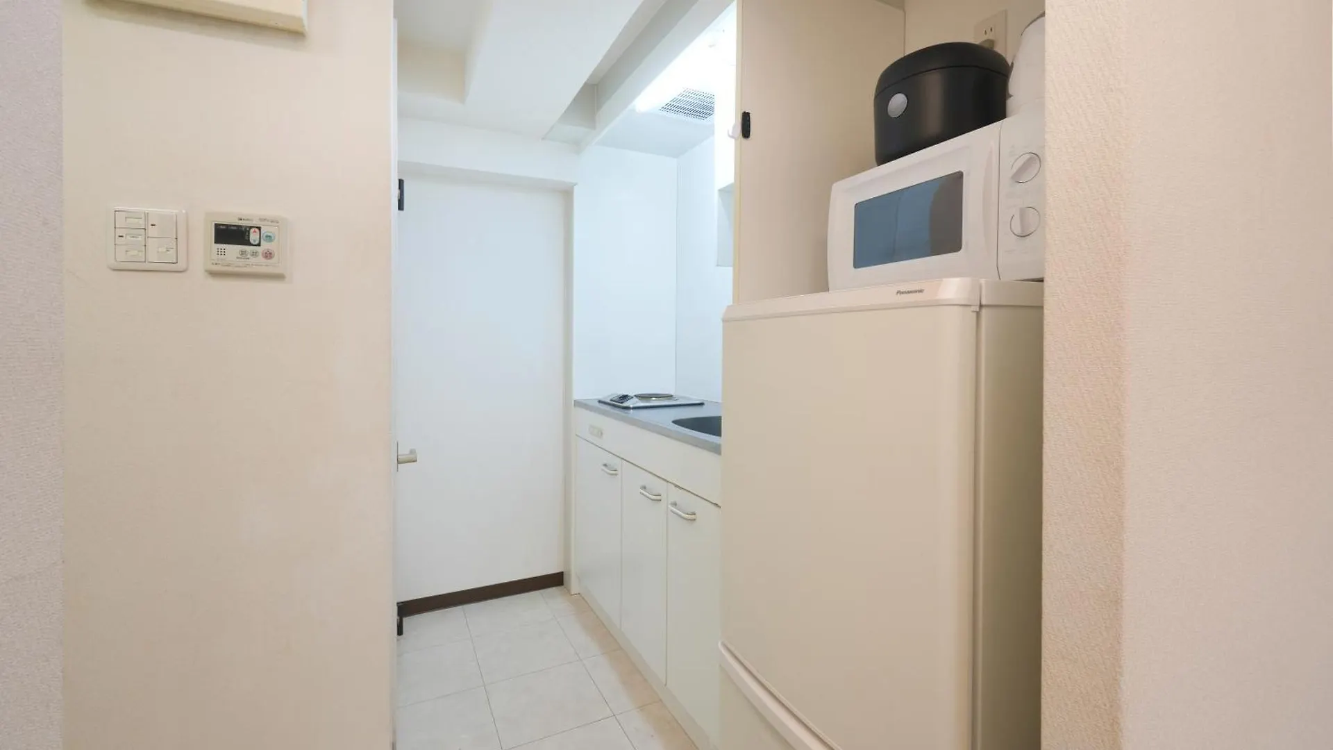 下寺3楼 Apartman Oszaka